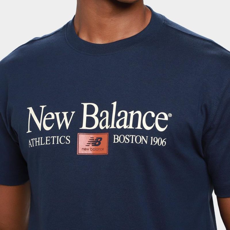 Camiseta new balance linear athletics masculina