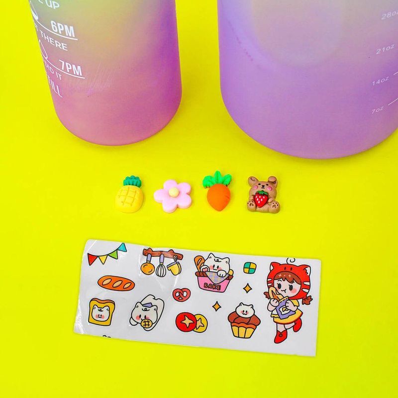 Garrafa Galão De Agua 2l E 900ml Degrade Com Figurinhas Adesivos 3d Tampa Verde