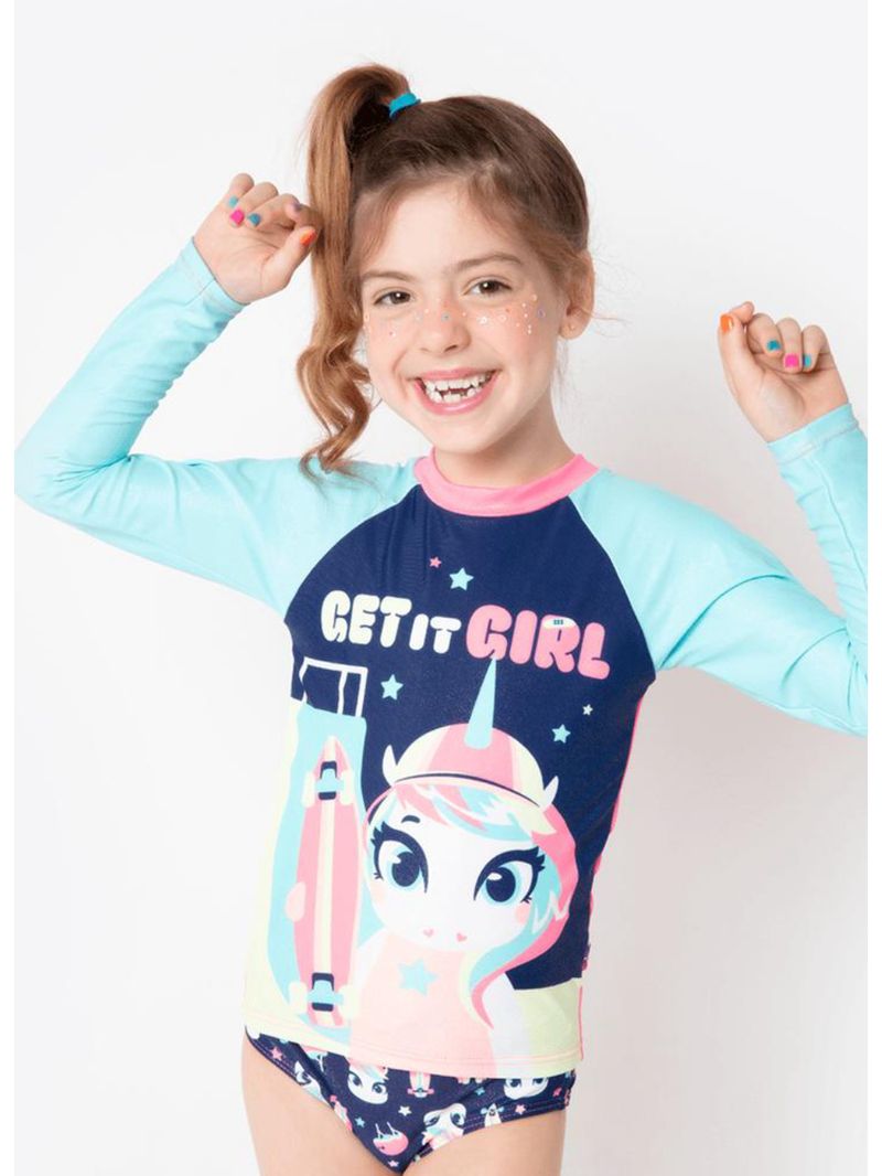 Camiseta com proteção solar menina unicórnio skate