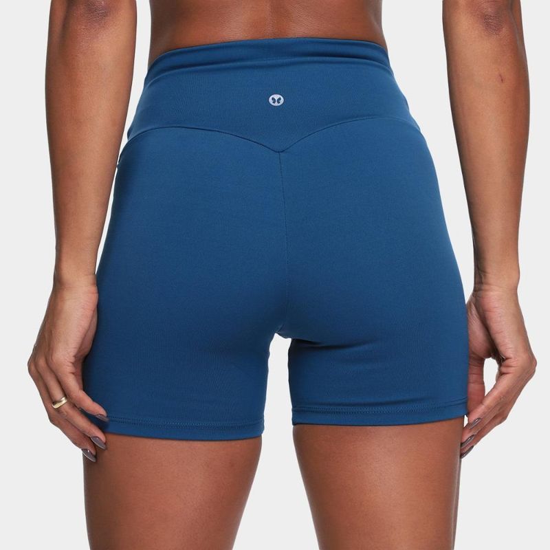 Shorts vestem feminino