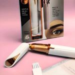 Kit Depilador Caneta Depiladora para Sobrancelhas Branco Flawless Recarregável USB LED