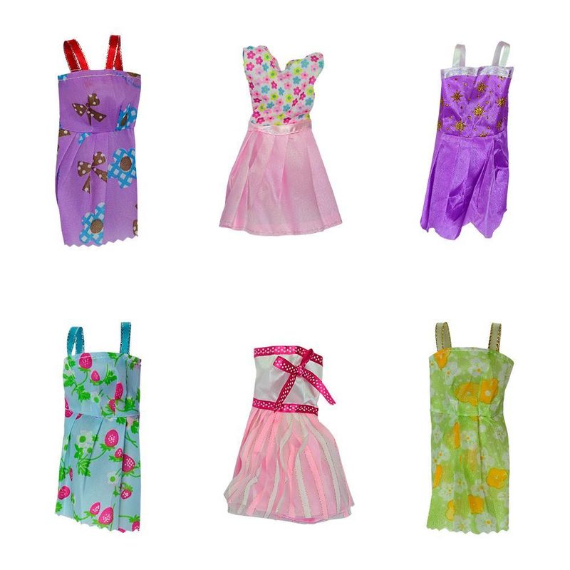 Doll dress - kit com 9 vestidos e acessórios sortidos