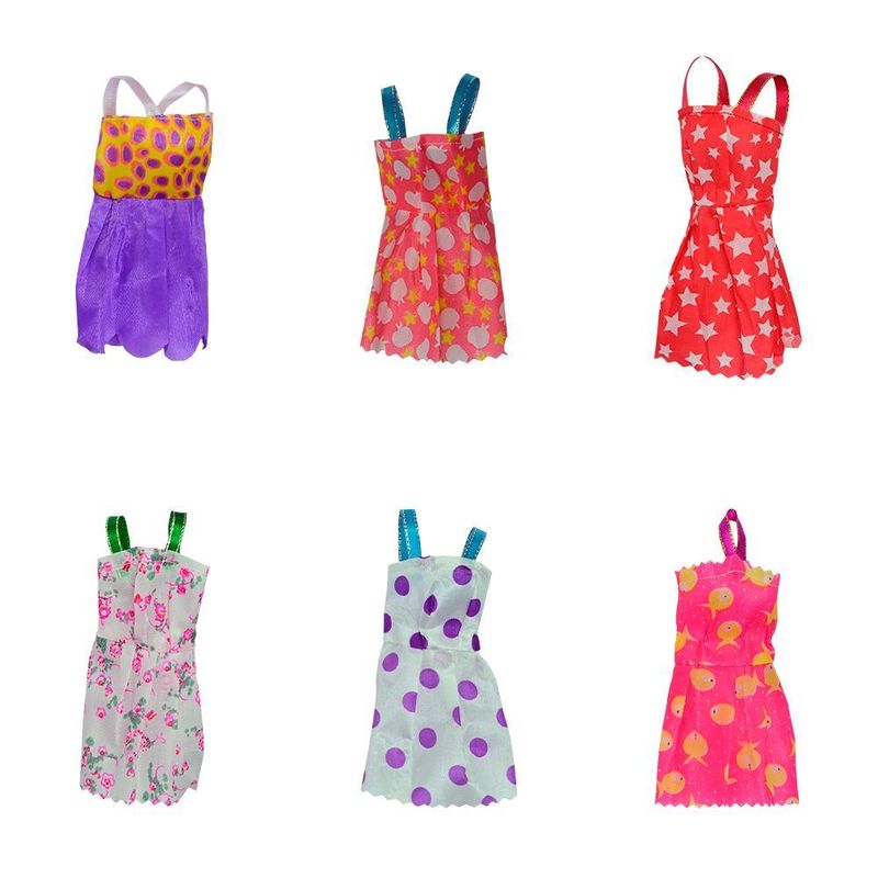 Doll dress - kit com 9 vestidos e acessórios sortidos