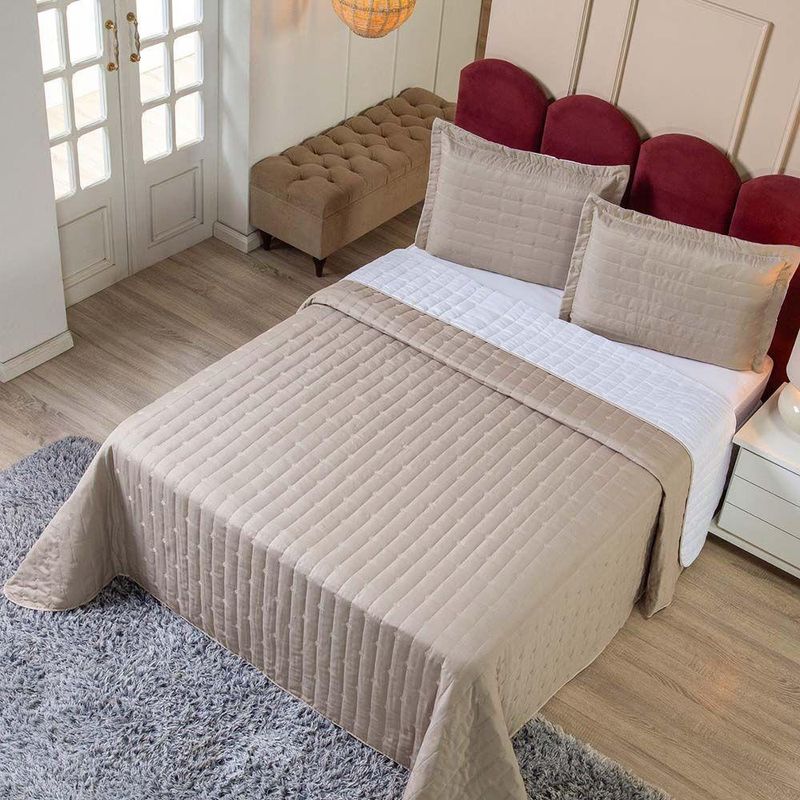 Kit Cobre Leito Rubine Queen 3 Peças Micropercal 400 Fios 100% Poliéster Bege Casa Scarpa