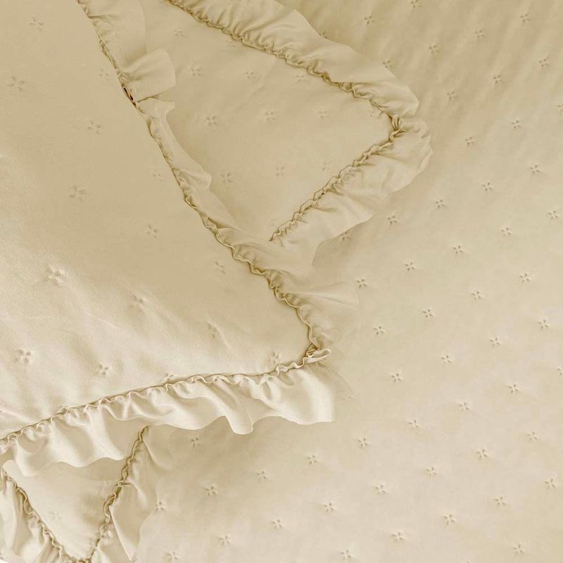 Kit Cobre Leito com Babado Elegance Queen 3 Peças Microfibra 100% Poliéster Creme Casa Scarpa