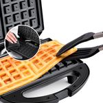 Sanduicheira Elétrica para Waffles 750W Preto com Trava de Shopmix 110V