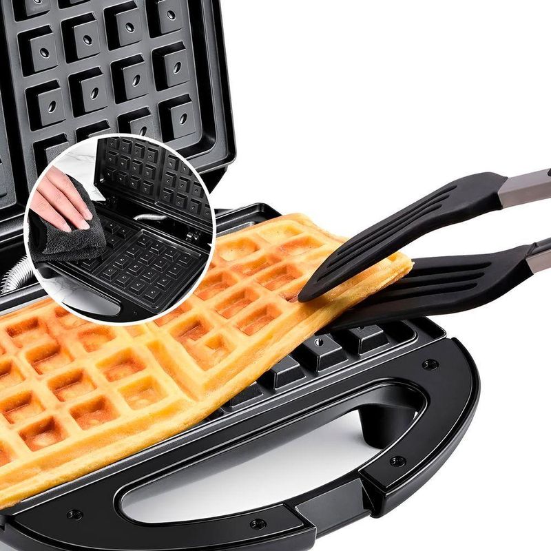 Sanduicheira Elétrica para Waffles 750W Preto com Trava de Shopmix 110V