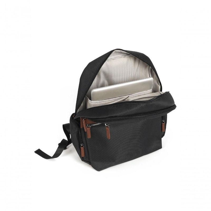 Mochila Feminina Luxcel Gash Náilon com Detalhes em PU Preto 14L Feminino
