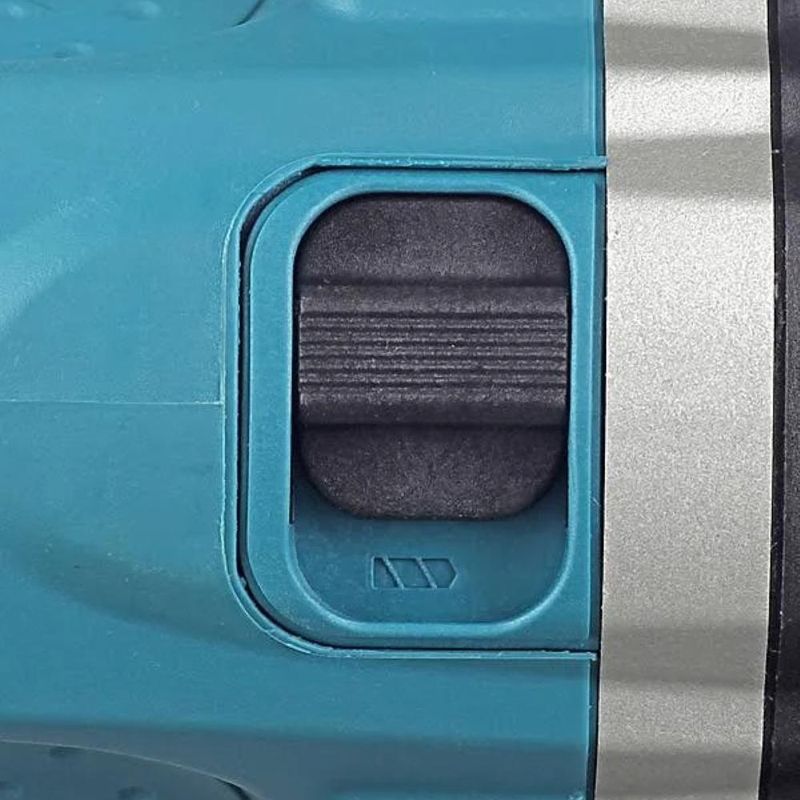 Furadeira de impacto 16mm 710w com chave mandril punho hp1630 127v makita